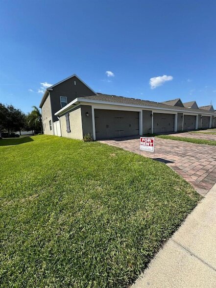 Building Photo - 8057 Sweet Orange Ave
