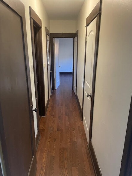 Hallway 1 - 405 Toledo St