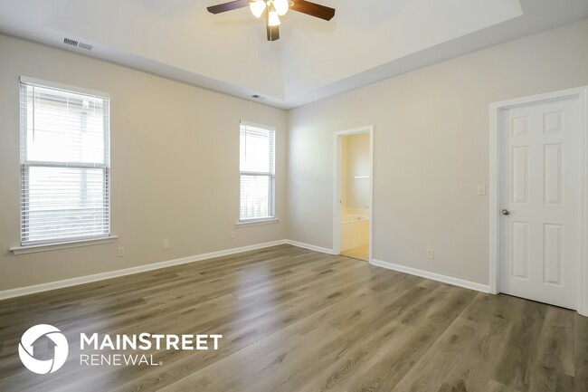 Building Photo - 1270 Easterwood Blvd