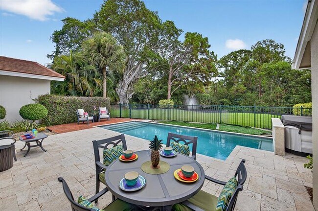 Building Photo - 2801 DC Country Club Boulevard