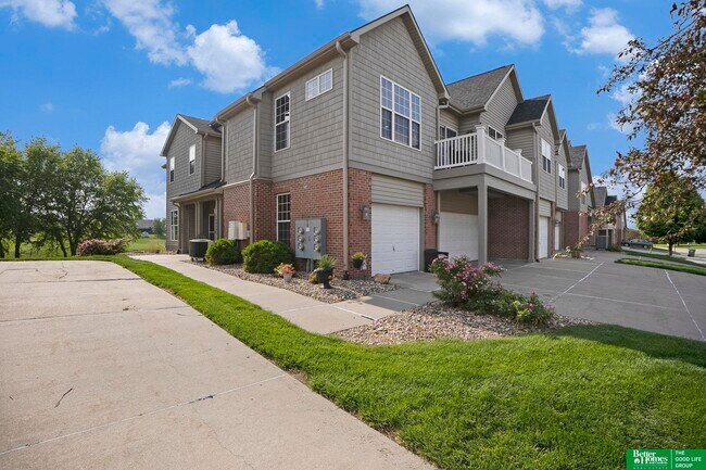 Building Photo - 14008 Tregaron Ridge Ave