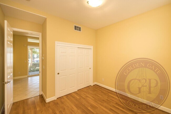 Building Photo - Sunset - 3 BR, 3.5 BA Townhouse 2,225 Sq. Ft. - 3D Virtual Tour, 2 Car Garage