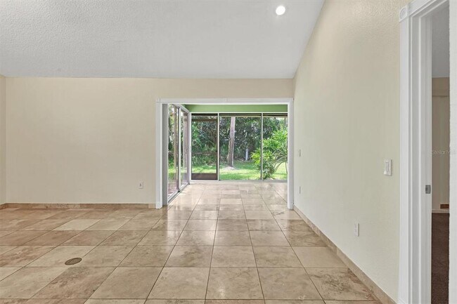 Building Photo - 4949 Village Garden Dr