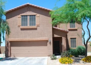 Building Photo - Beautiful remodel! Don't miss out on this one!