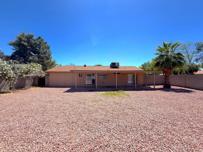 Building Photo - 3522 W Toledo St