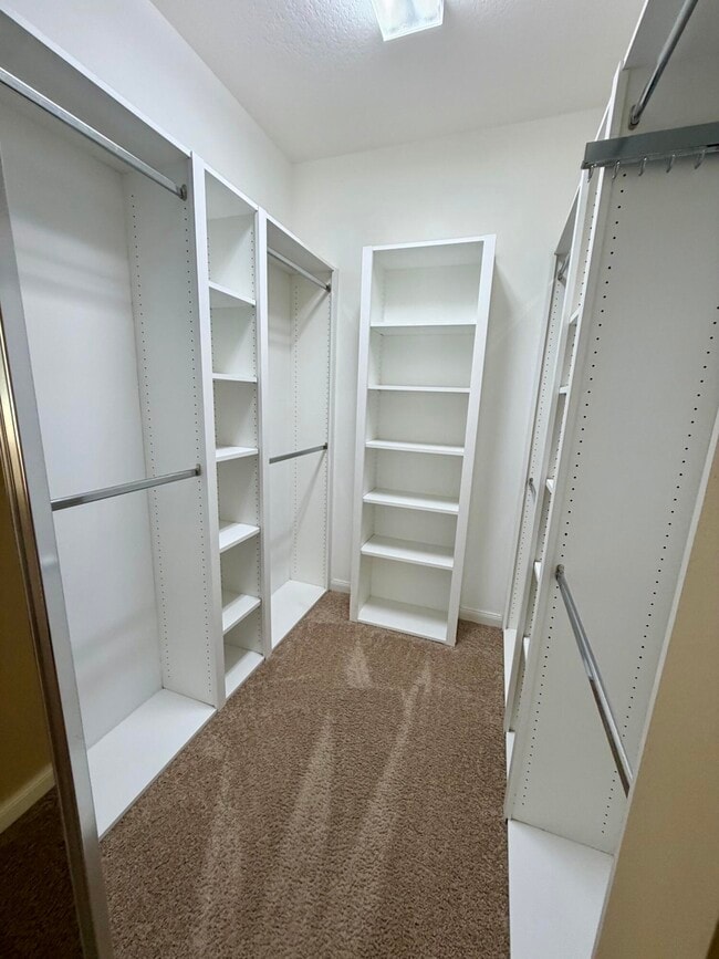 Building Photo - 1605 Jeaga Dr