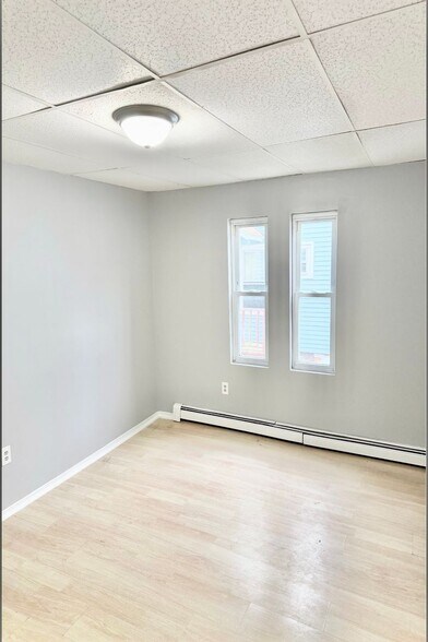 Building Photo - 37-41 Mason Avenue