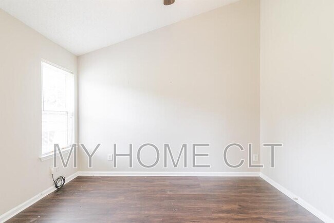 Building Photo - 4123 Bryan Furr Dr