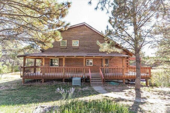 Building Photo - 6200 Pine Hollow Dr