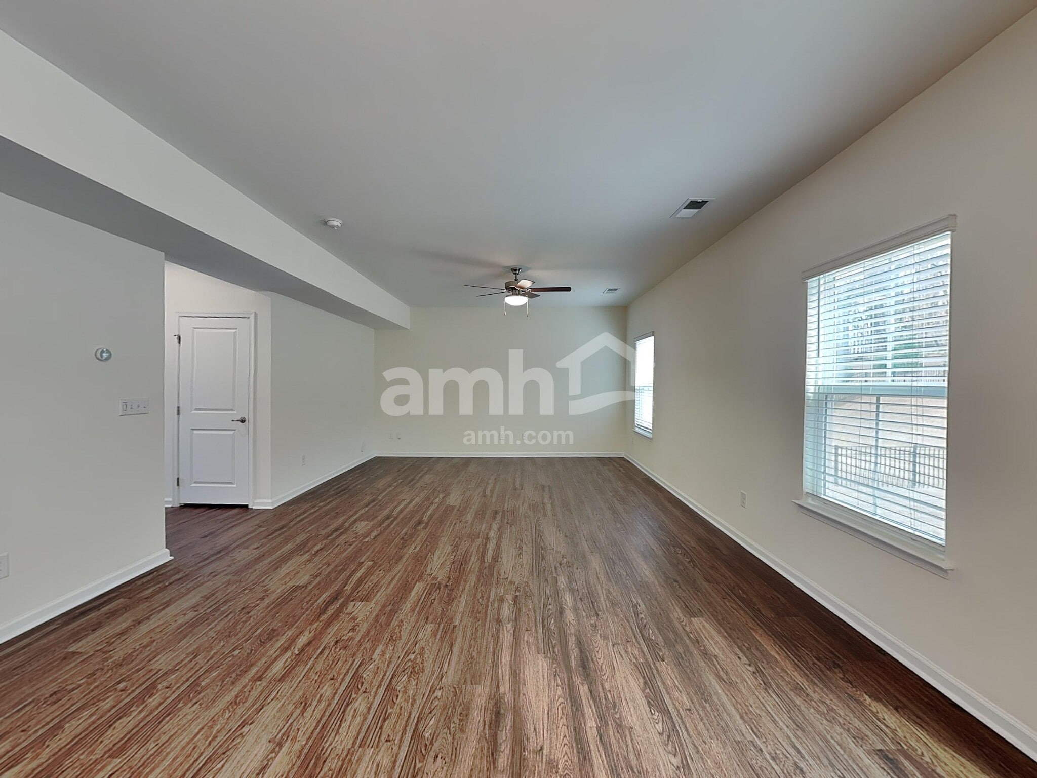 Building Photo - 5054 Twin River Dr