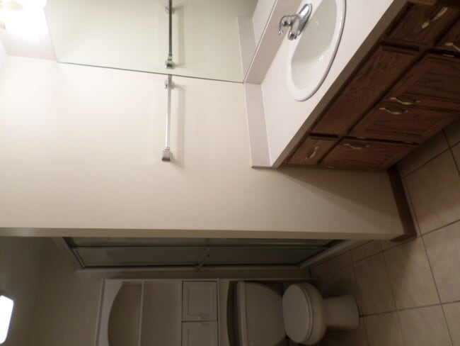 Building Photo - 928-928 Osage St