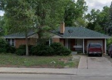 Building Photo - 1009 W Mulberry St