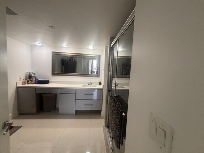 Building Photo - 19355 Turnberry Way