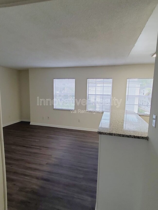 Building Photo - 5250 Davisson Ave