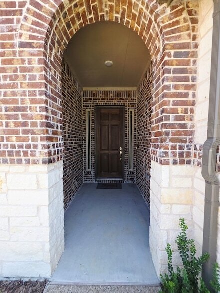 Building Photo - 2222 Vigilance Ct