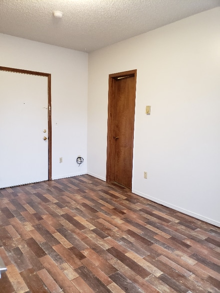 Building Photo - 49489 US-93