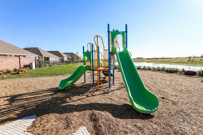 Building Photo - 3072 Dawn Sound Dr