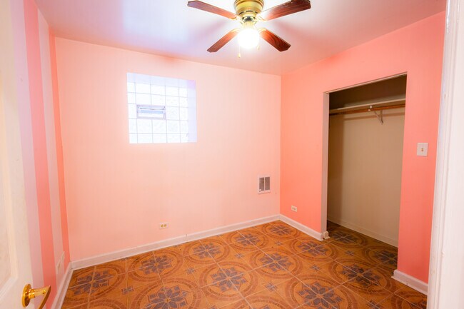 Building Photo - 7250 S King Dr