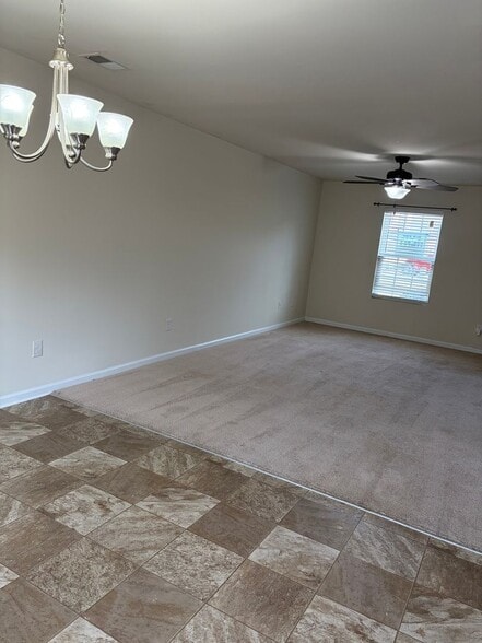 Building Photo - 26 Jones Creek Cir