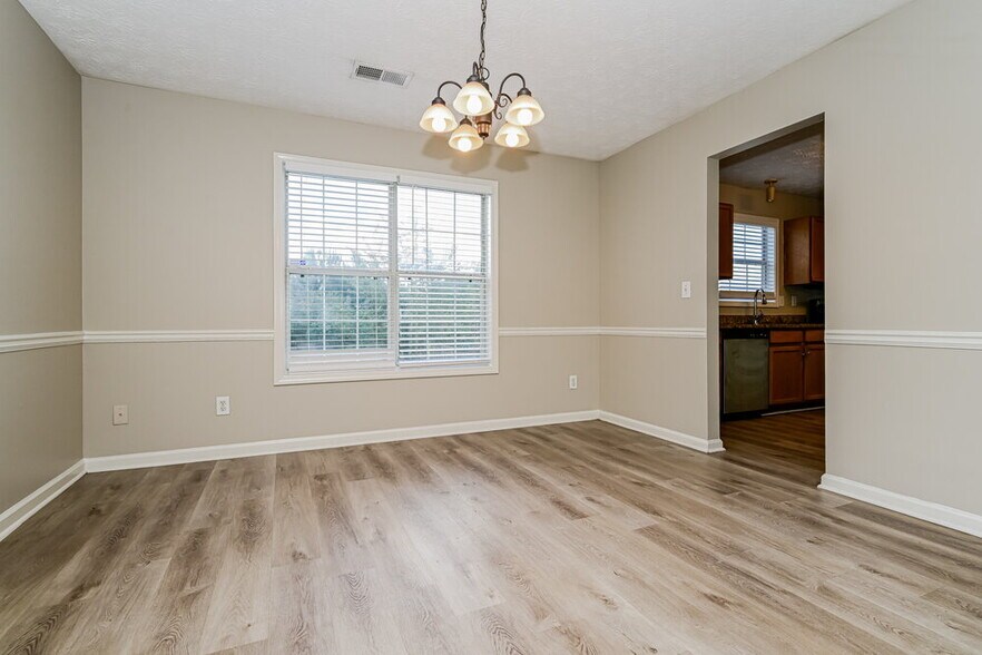 Building Photo - 2088 Strang Blvd