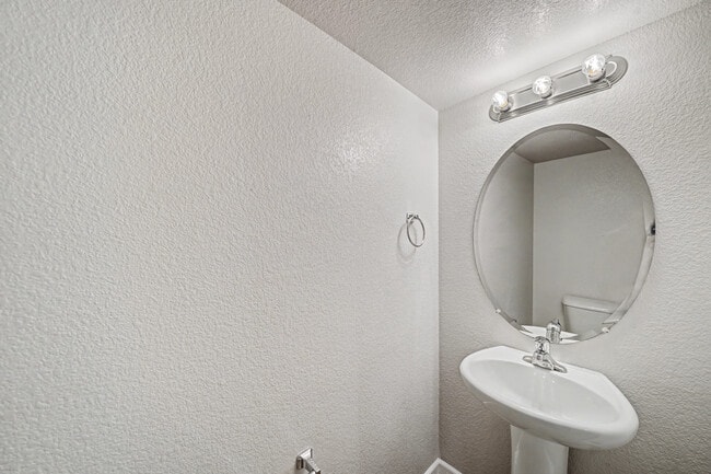 Building Photo - 4210 Rosalie St