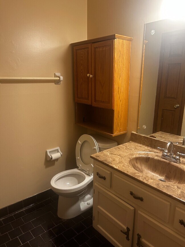 Building Photo - 500 Bedlington Dr