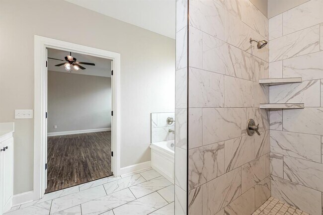 Building Photo - 4213 St Augustine St