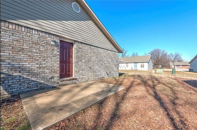 Building Photo - 4518 W Franciscan Trail