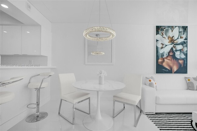 Building Photo - 2501 S Ocean Dr