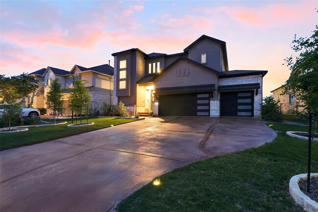 Building Photo - 702 Tomichi Trl