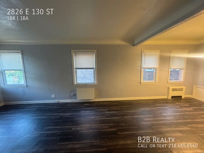 Building Photo - 2826 E 130th St
