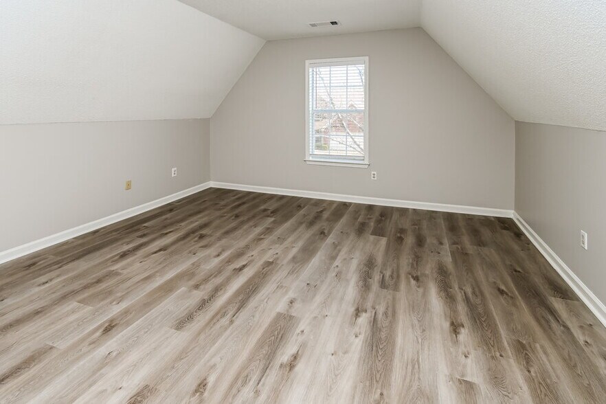 Building Photo - 1029 Appling Meadow Dr