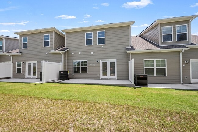 Building Photo - Park Place Townhome!