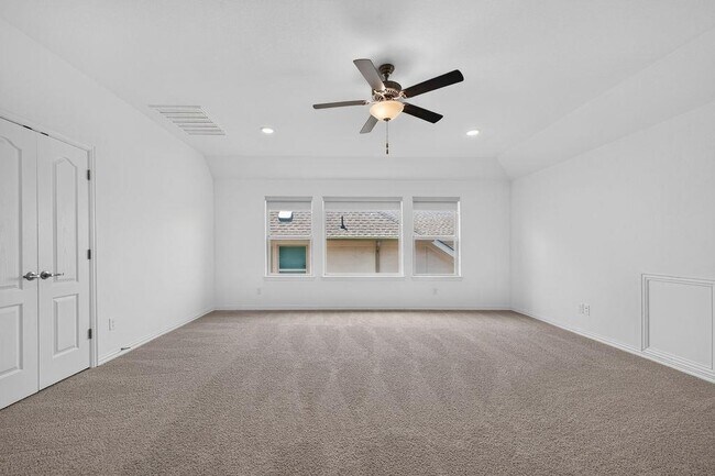 Building Photo - 1332 Ridge Runner Dr