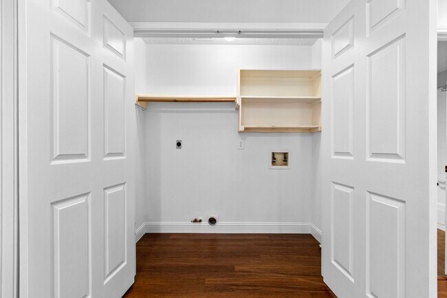 Building Photo - 13507 Country Green Ct