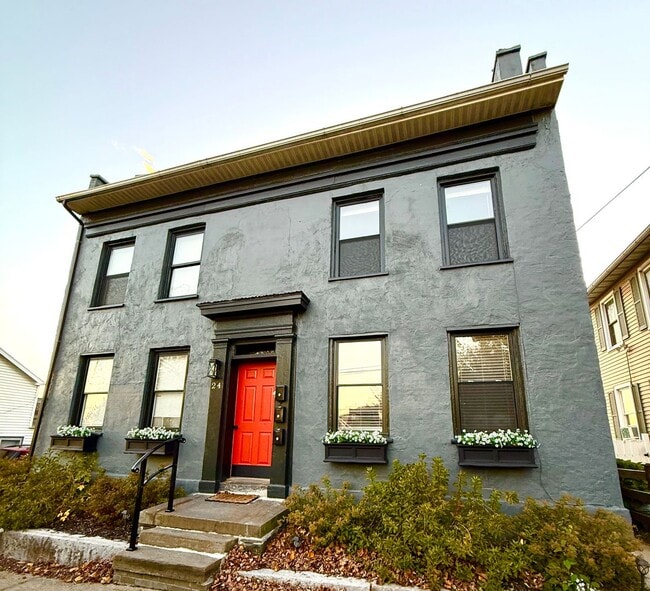 Building Photo - 24 McDonald St