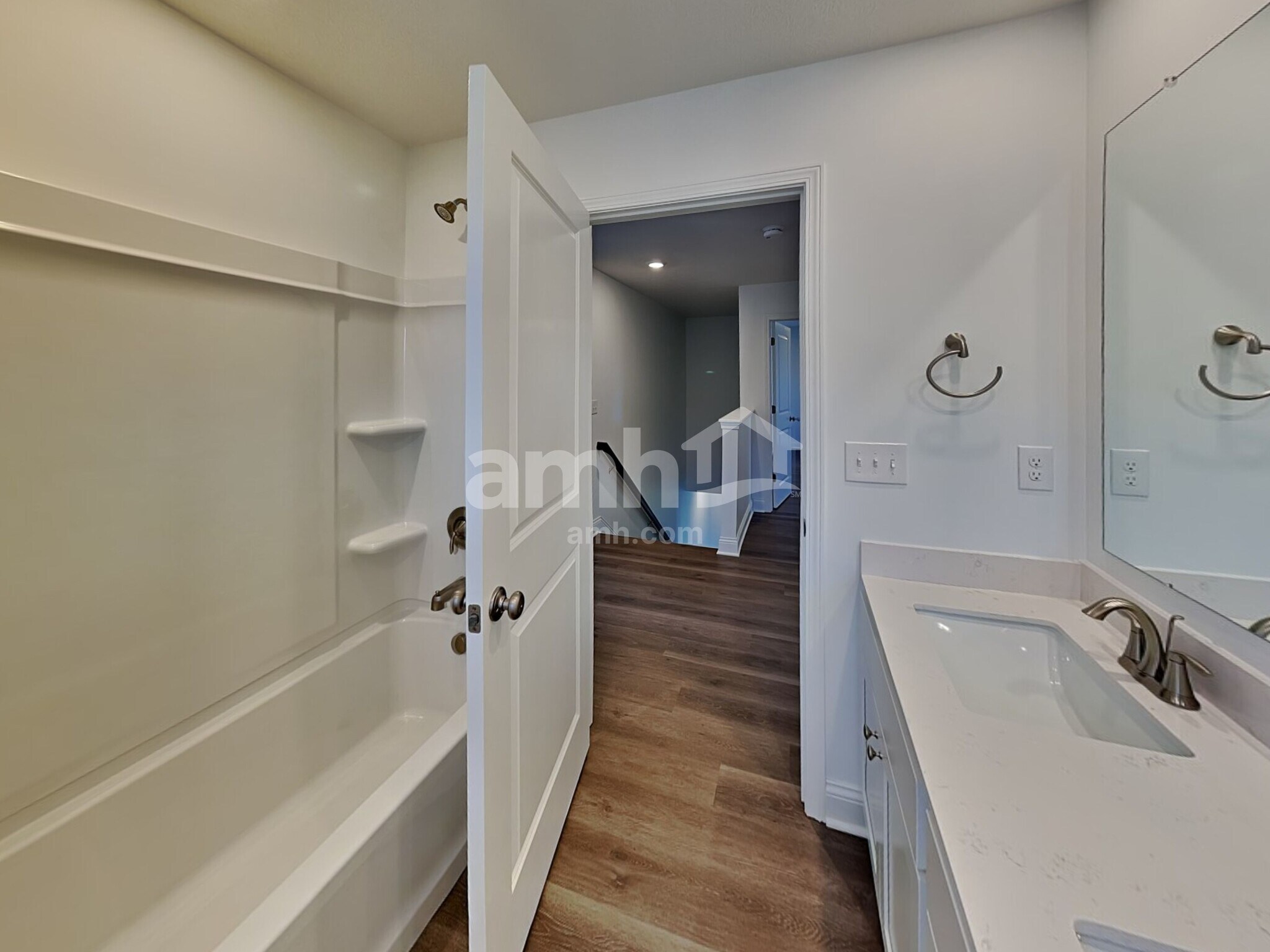 Building Photo - 218 Rustic Barn Ct