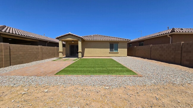 Building Photo - 11485 W Camden Dr