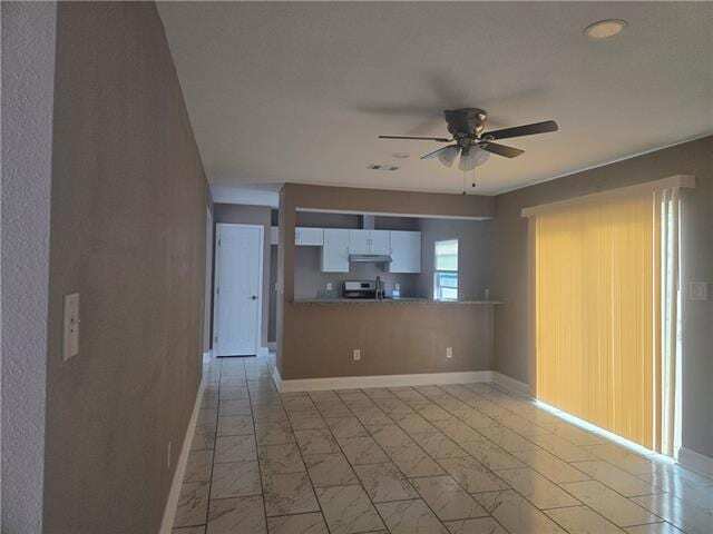 Building Photo - 4020 N Indigo Dr