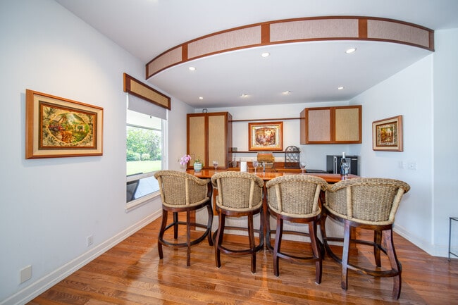 Building Photo - 837 Kai Hele Ku St