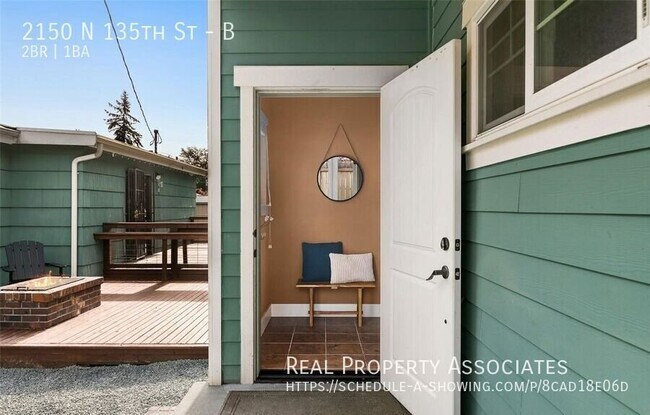 Building Photo - 2150 N 135th St