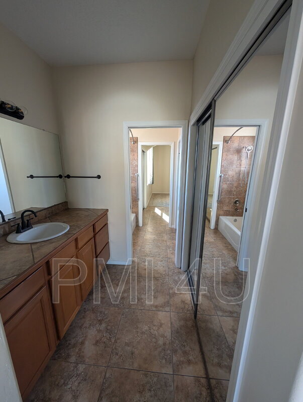 Building Photo - 6101 Eagle Eye Dr NW