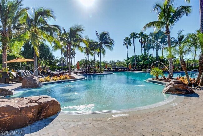 Building Photo - 8670 Mercado Ct