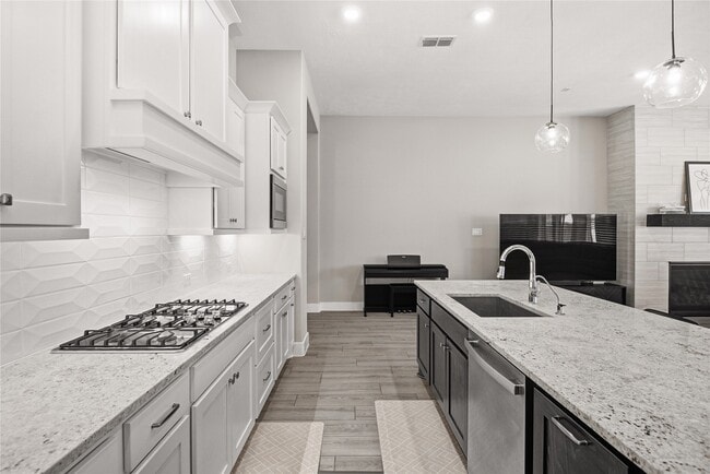 Building Photo - 1222 McMurtry Ridge Dr