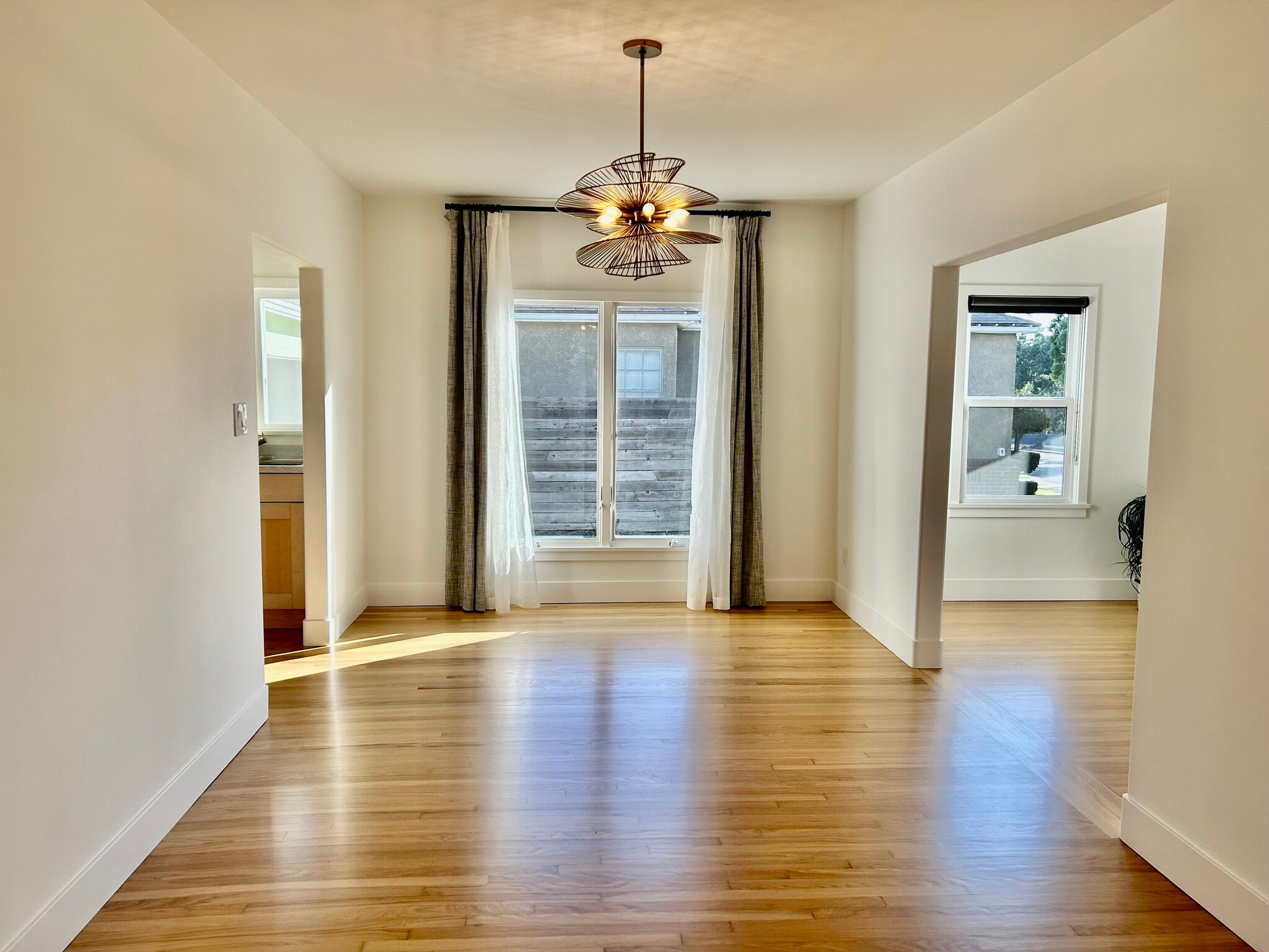 Building Photo - 4565 Estrella Ave