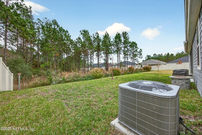 Building Photo - 7775 Dunhill Ct