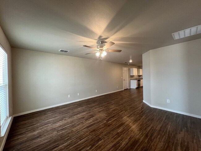 Building Photo - Available June in Frenship ISD: 3-Bedroom, 2-Bath Home!