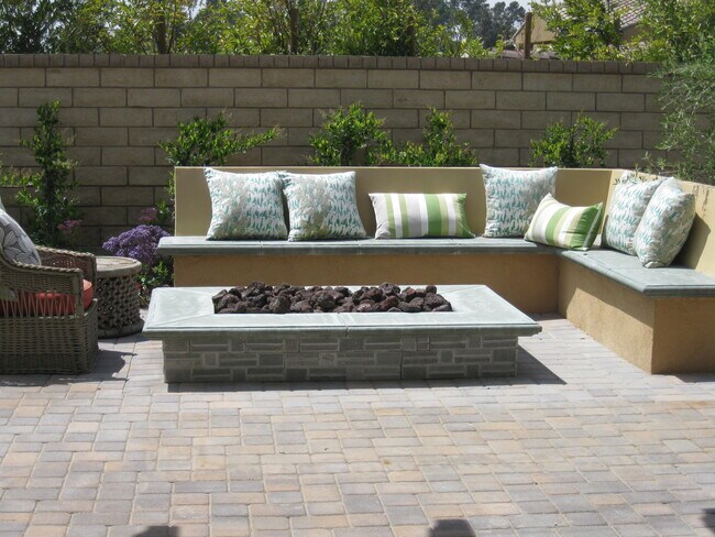 Building Photo - 7291 Range Vw Cir