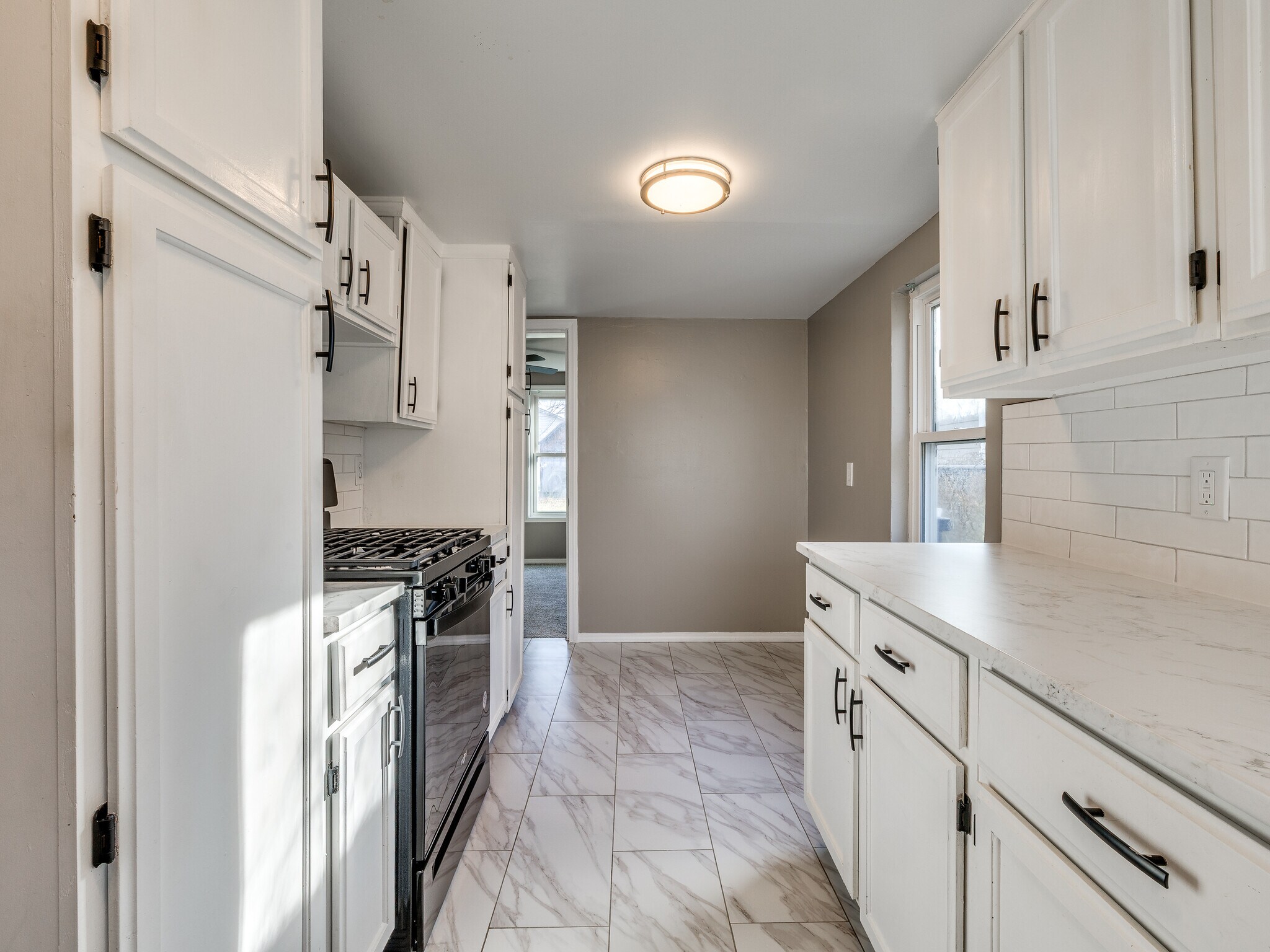 Building Photo - 453 S 50th West Ave