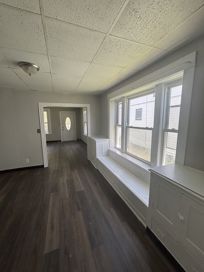 Building Photo - 6819 Hope Ave
